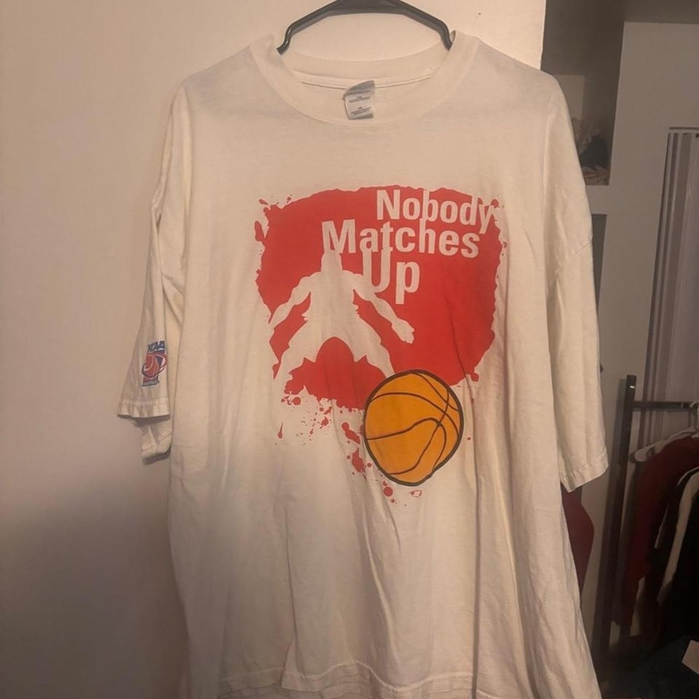 Vintage State Farm Nobody Matches Up size 2XL